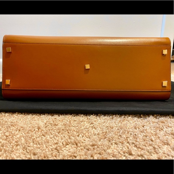 **SOLD** Saint Laurent Medium Manhattan Brick Leather Tote - Picture 9 of 12